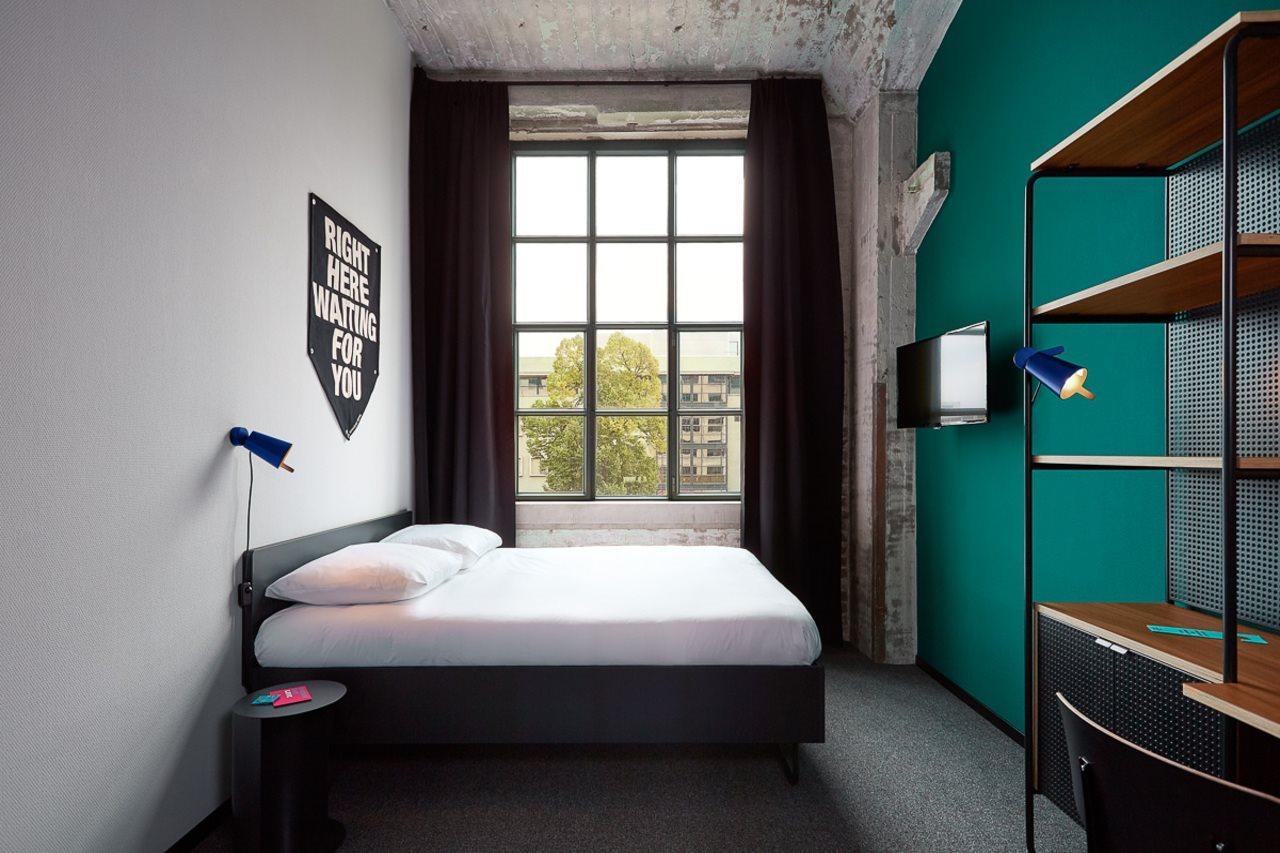 Hotel The Social Hub Maastricht Esterno foto