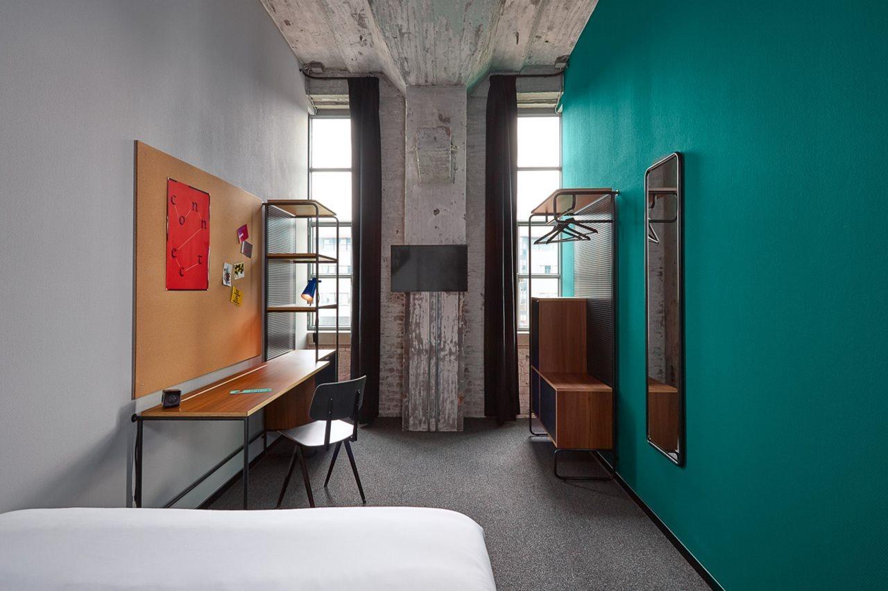 Hotel The Social Hub Maastricht Esterno foto