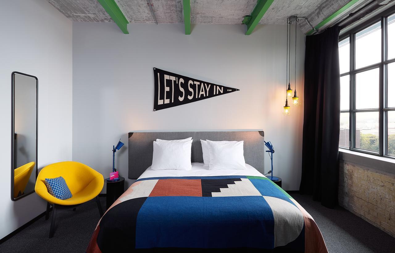 Hotel The Social Hub Maastricht Esterno foto